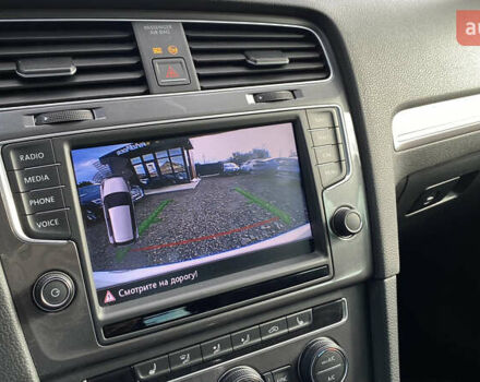 Белый Фольксваген e-Golf, объемом двигателя 0 л и пробегом 132 тыс. км за 9500 $, фото 77 на Automoto.ua