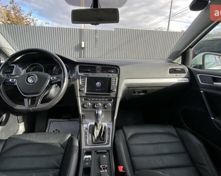 Белый Фольксваген e-Golf, объемом двигателя 0 л и пробегом 132 тыс. км за 9500 $, фото 82 на Automoto.ua