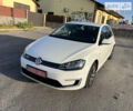 Белый Фольксваген e-Golf, объемом двигателя 0 л и пробегом 87 тыс. км за 10650 $, фото 1 на Automoto.ua