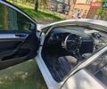 Белый Фольксваген e-Golf, объемом двигателя 0 л и пробегом 62 тыс. км за 11200 $, фото 10 на Automoto.ua