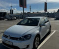 Белый Фольксваген e-Golf, объемом двигателя 0 л и пробегом 88 тыс. км за 8500 $, фото 3 на Automoto.ua