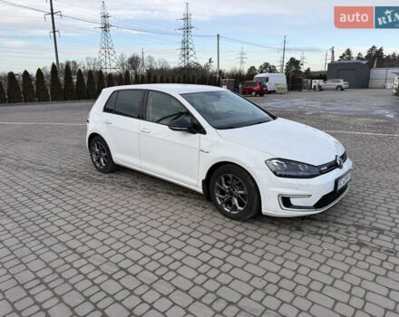 Білий Фольксваген e-Golf, об'ємом двигуна 0 л та пробігом 96 тис. км за 8900 $, фото 1 на Automoto.ua