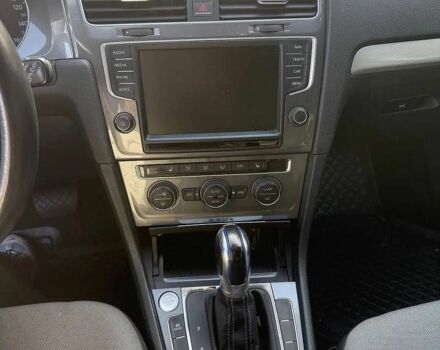 Белый Фольксваген e-Golf, объемом двигателя 0 л и пробегом 107 тыс. км за 9200 $, фото 3 на Automoto.ua