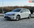 Белый Фольксваген e-Golf, объемом двигателя 0 л и пробегом 92 тыс. км за 7999 $, фото 2 на Automoto.ua