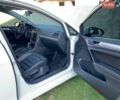 Белый Фольксваген e-Golf, объемом двигателя 0 л и пробегом 104 тыс. км за 9500 $, фото 20 на Automoto.ua