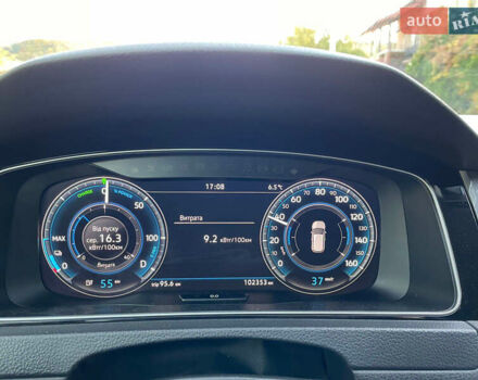 Белый Фольксваген e-Golf, объемом двигателя 0 л и пробегом 102 тыс. км за 7100 $, фото 23 на Automoto.ua