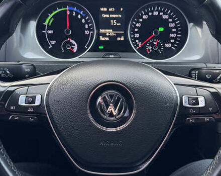 Белый Фольксваген e-Golf, объемом двигателя 0 л и пробегом 154 тыс. км за 9900 $, фото 17 на Automoto.ua