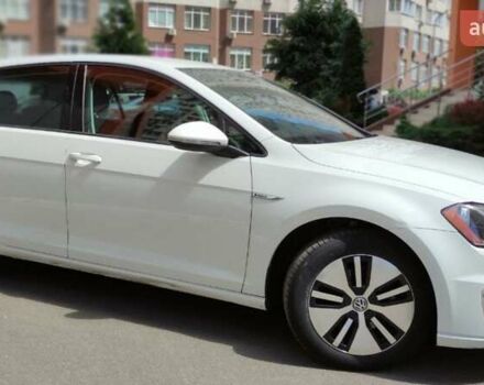 Белый Фольксваген e-Golf, объемом двигателя 0 л и пробегом 91 тыс. км за 8500 $, фото 7 на Automoto.ua
