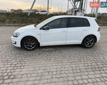 Білий Фольксваген e-Golf, об'ємом двигуна 0 л та пробігом 96 тис. км за 8900 $, фото 6 на Automoto.ua