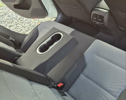 Белый Фольксваген e-Golf, объемом двигателя 0 л и пробегом 750 тыс. км за 8900 $, фото 9 на Automoto.ua