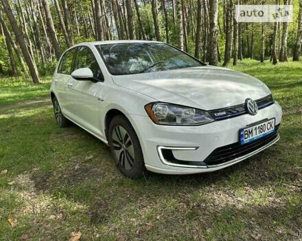 Белый Фольксваген e-Golf, объемом двигателя 0 л и пробегом 69 тыс. км за 12000 $, фото 4 на Automoto.ua