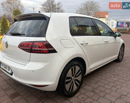 Белый Фольксваген e-Golf, объемом двигателя 0 л и пробегом 110 тыс. км за 8800 $, фото 21 на Automoto.ua