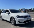 Белый Фольксваген e-Golf, объемом двигателя 0 л и пробегом 119 тыс. км за 8600 $, фото 2 на Automoto.ua