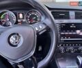 Белый Фольксваген e-Golf, объемом двигателя 0 л и пробегом 120 тыс. км за 11000 $, фото 18 на Automoto.ua