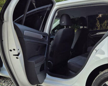 Белый Фольксваген e-Golf, объемом двигателя 0 л и пробегом 750 тыс. км за 8900 $, фото 7 на Automoto.ua