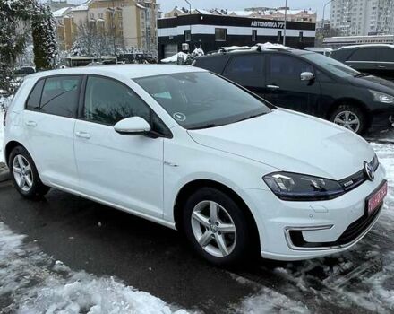 Белый Фольксваген e-Golf, объемом двигателя 0 л и пробегом 92 тыс. км за 8900 $, фото 3 на Automoto.ua