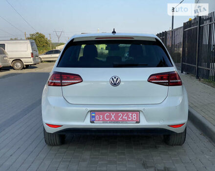 Белый Фольксваген e-Golf, объемом двигателя 0 л и пробегом 125 тыс. км за 13500 $, фото 34 на Automoto.ua