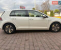 Белый Фольксваген e-Golf, объемом двигателя 0 л и пробегом 110 тыс. км за 8800 $, фото 19 на Automoto.ua
