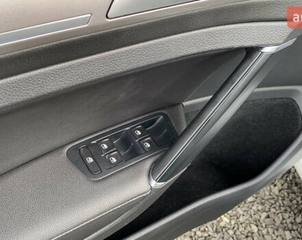 Белый Фольксваген e-Golf, объемом двигателя 0 л и пробегом 132 тыс. км за 9500 $, фото 98 на Automoto.ua