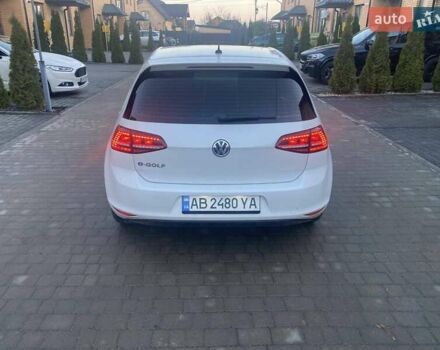 Белый Фольксваген e-Golf, объемом двигателя 0 л и пробегом 127 тыс. км за 9800 $, фото 3 на Automoto.ua