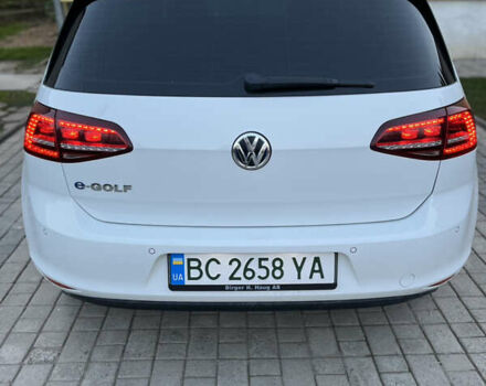 Белый Фольксваген e-Golf, объемом двигателя 0 л и пробегом 103 тыс. км за 11300 $, фото 3 на Automoto.ua