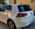 Белый Фольксваген e-Golf, объемом двигателя 0 л и пробегом 95 тыс. км за 8300 $, фото 18 на Automoto.ua