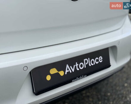 Белый Фольксваген e-Golf, объемом двигателя 0 л и пробегом 132 тыс. км за 9500 $, фото 67 на Automoto.ua