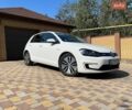 Белый Фольксваген e-Golf, объемом двигателя 0 л и пробегом 116 тыс. км за 10200 $, фото 1 на Automoto.ua