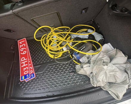 Белый Фольксваген e-Golf, объемом двигателя 0 л и пробегом 110 тыс. км за 8800 $, фото 15 на Automoto.ua