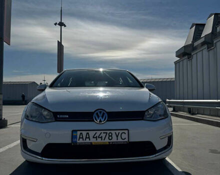 Белый Фольксваген e-Golf, объемом двигателя 0 л и пробегом 88 тыс. км за 8500 $, фото 1 на Automoto.ua