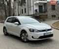 Белый Фольксваген e-Golf, объемом двигателя 0 л и пробегом 99 тыс. км за 9800 $, фото 1 на Automoto.ua