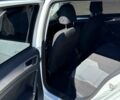 Белый Фольксваген e-Golf, объемом двигателя 0 л и пробегом 92 тыс. км за 12000 $, фото 5 на Automoto.ua