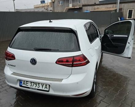 Білий Фольксваген e-Golf, об'ємом двигуна 0 л та пробігом 69 тис. км за 9500 $, фото 5 на Automoto.ua
