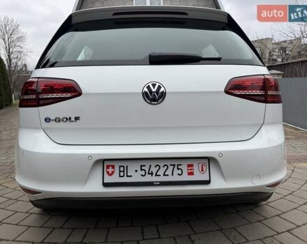 Білий Фольксваген e-Golf, об'ємом двигуна 0 л та пробігом 34 тис. км за 11999 $, фото 11 на Automoto.ua
