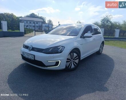 Білий Фольксваген e-Golf, об'ємом двигуна 0 л та пробігом 117 тис. км за 8300 $, фото 11 на Automoto.ua