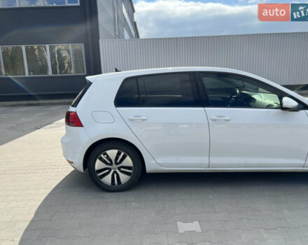 Белый Фольксваген e-Golf, объемом двигателя 0 л и пробегом 130 тыс. км за 10400 $, фото 9 на Automoto.ua