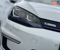 Белый Фольксваген e-Golf, объемом двигателя 0 л и пробегом 132 тыс. км за 9500 $, фото 62 на Automoto.ua