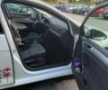 Белый Фольксваген e-Golf, объемом двигателя 0 л и пробегом 107 тыс. км за 9200 $, фото 11 на Automoto.ua