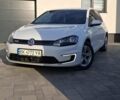 Белый Фольксваген e-Golf, объемом двигателя 0 л и пробегом 128 тыс. км за 8200 $, фото 1 на Automoto.ua