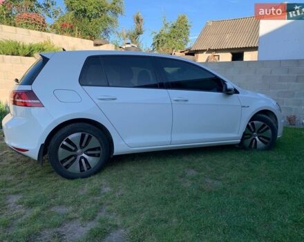 Белый Фольксваген e-Golf, объемом двигателя 0 л и пробегом 104 тыс. км за 9500 $, фото 15 на Automoto.ua