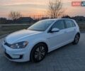 Білий Фольксваген e-Golf, об'ємом двигуна 0 л та пробігом 140 тис. км за 7999 $, фото 11 на Automoto.ua