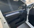 Белый Фольксваген e-Golf, объемом двигателя 0 л и пробегом 82 тыс. км за 10300 $, фото 10 на Automoto.ua