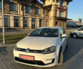 Белый Фольксваген e-Golf, объемом двигателя 0 л и пробегом 81 тыс. км за 8250 $, фото 5 на Automoto.ua