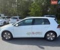 Белый Фольксваген e-Golf, объемом двигателя 0 л и пробегом 107 тыс. км за 9200 $, фото 20 на Automoto.ua