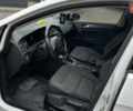 Белый Фольксваген e-Golf, объемом двигателя 0 л и пробегом 126 тыс. км за 12800 $, фото 14 на Automoto.ua
