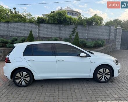 Білий Фольксваген e-Golf, об'ємом двигуна 0 л та пробігом 109 тис. км за 11000 $, фото 3 на Automoto.ua