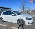 Белый Фольксваген e-Golf, объемом двигателя 0 л и пробегом 137 тыс. км за 13300 $, фото 2 на Automoto.ua