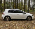 Белый Фольксваген e-Golf, объемом двигателя 0 л и пробегом 104 тыс. км за 12800 $, фото 4 на Automoto.ua