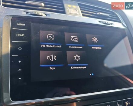 Білий Фольксваген e-Golf, об'ємом двигуна 0 л та пробігом 96 тис. км за 13150 $, фото 26 на Automoto.ua