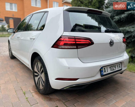 Белый Фольксваген e-Golf, объемом двигателя 0 л и пробегом 112 тыс. км за 13500 $, фото 18 на Automoto.ua